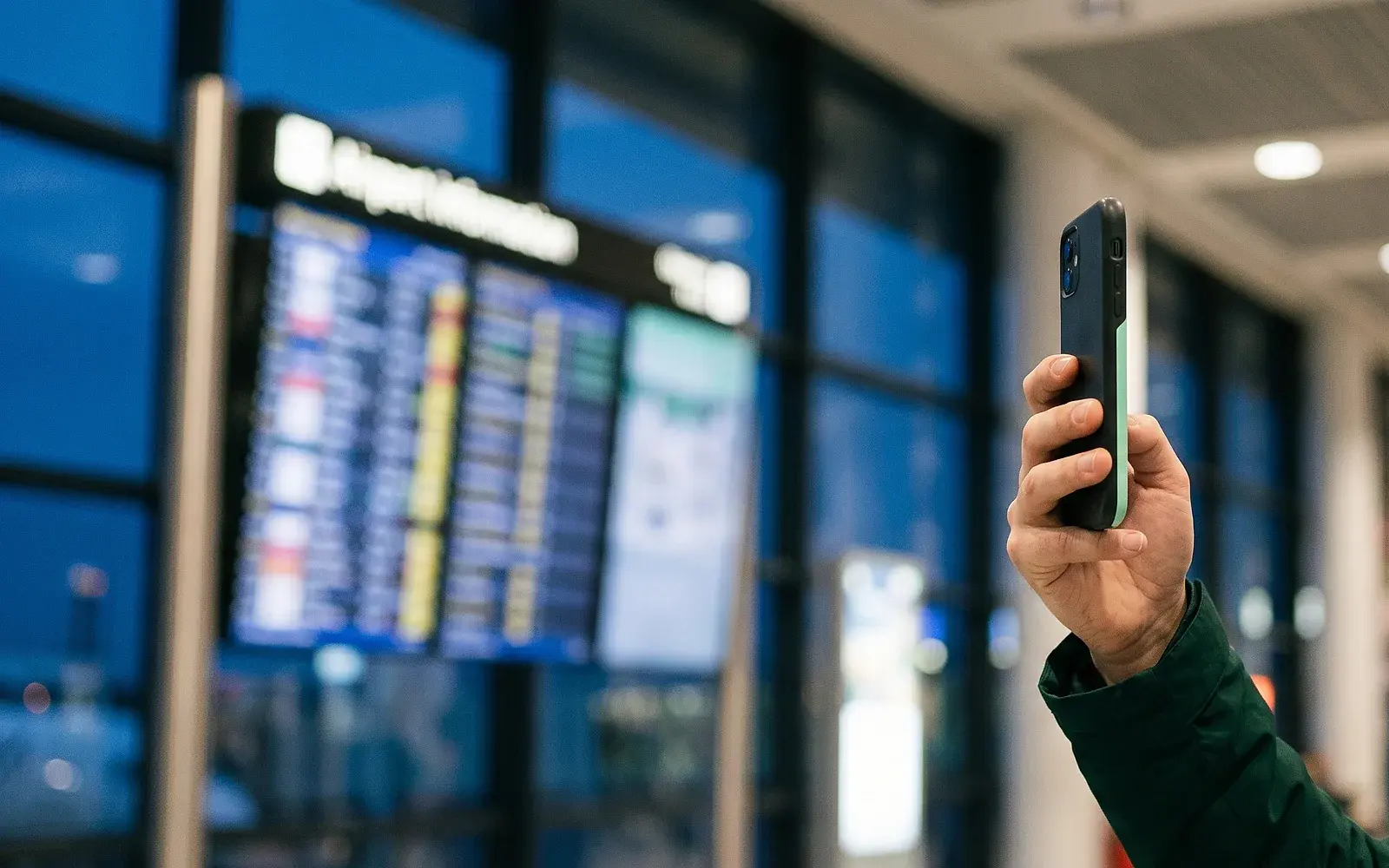 Volo cancellato adesso: i primi 60 minuti