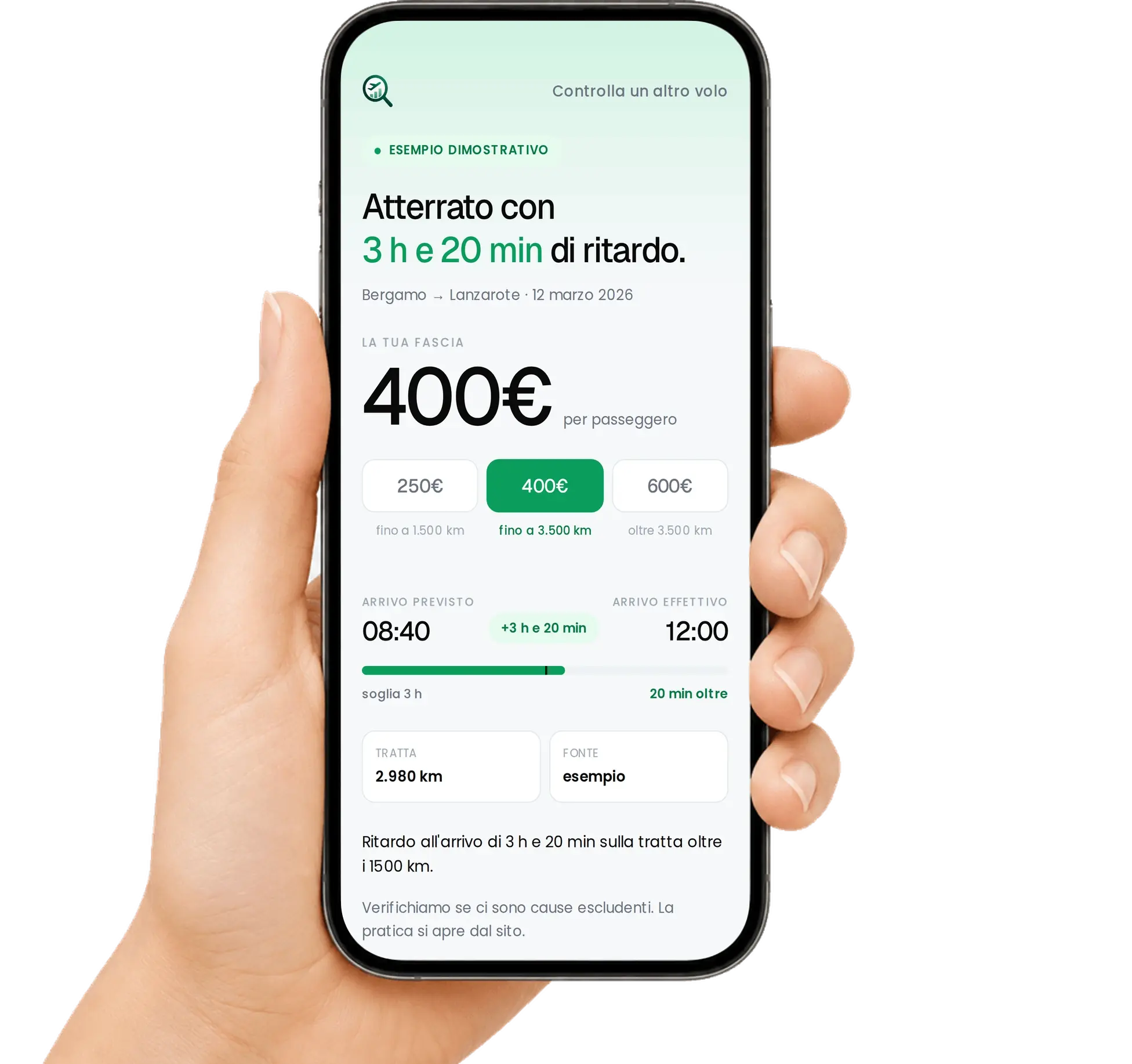L'app di Rivolio in mano: il check del volo sul telefono